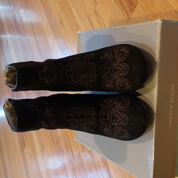 Andrew Geller black ankle suade boots - Picture 7 of 13